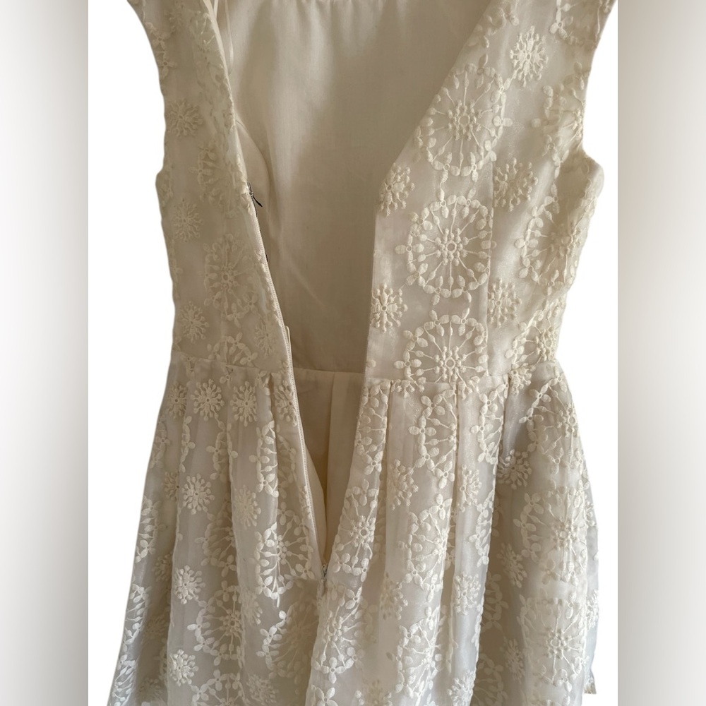 Topshop Textured Floral Embroidered Ivory Mini/Midi Dress Size 6 - Picture 5 of 14